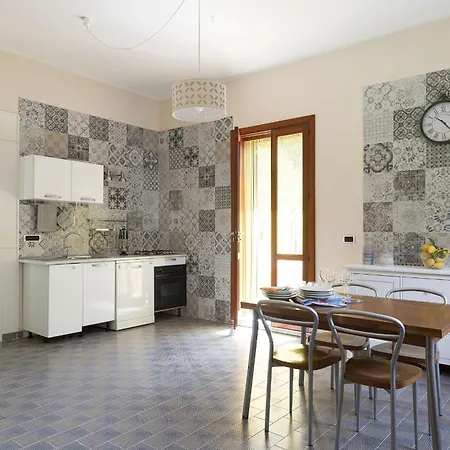 Casa Spisone טאורמינה